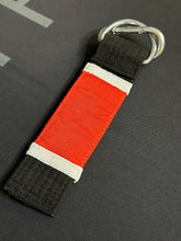 Lade das Bild in den Galerie-Viewer, Schlüsselanschlüsse "Absolventen" epische Rolle