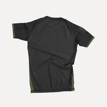 Lade das Bild in den Galerie-Viewer, Progress Academy + Rashguard- kurzschwarz