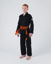 Lade das Bild in den Galerie-Viewer, Kimono BJJ (GI) Kingz Kore Youth 2.0. Schwarz mit weißem Gürtel