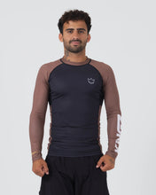 Lade das Bild in den Galerie-Viewer, Rashguard Kingz Ranked Performance V2 Long Sleeve - Braun