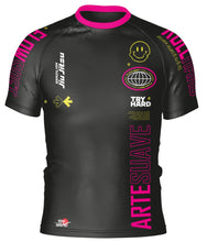 Lade das Bild in den Galerie-Viewer, V2 Rashguard Try Hard Millenium Black Pink
