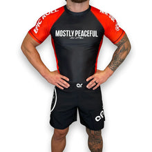 Lade das Bild in den Galerie-Viewer, Meistens friedliche Hautausschlagwache