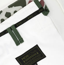 Lade das Bild in den Galerie-Viewer, Kimono BJJ (Gi) Moskova 2025 Limited Edition- Camo Sand Army White