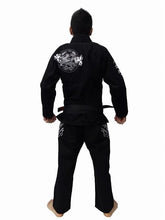Lade das Bild in den Galerie-Viewer, Kimono BULLTERRIER Jiu Jitsu Gi Mushin Ver.8.0. - Negro - StockBJJ