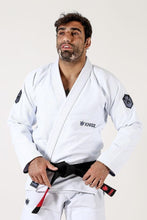 Lade das Bild in den Galerie-Viewer, Kimono Kingz Balístico 3.0 - Blanco - StockBJJ