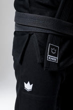 Load image into Gallery viewer, Kimono Kingz The One- Negro- CINTURON BLANCO INCLUIDO - StockBJJ