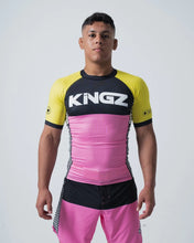 Lade das Bild in den Galerie-Viewer, Rashguard Kingz Retro Kurzarm