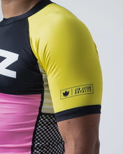 Lade das Bild in den Galerie-Viewer, Rashguard Kingz Retro Kurzarm