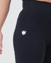 Lade das Bild in den Galerie-Viewer, Kingz Kore Frauenausbildungsshorts- schwarz