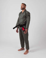 Load image into Gallery viewer, Kimono BJJ (GI) Kingz The One- Military Green- White belt included