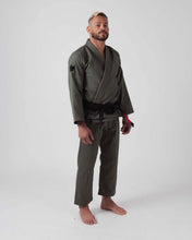 Load image into Gallery viewer, Kimono BJJ (GI) Kingz The One- Military Green- White belt included