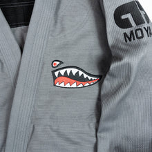 Lade das Bild in den Galerie-Viewer, Kimono BJJ (GI) Moya Brand P-40- grau