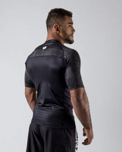 Lade das Bild in den Galerie-Viewer, Rashguard Kingz Apex Kurzarm