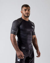 Lade das Bild in den Galerie-Viewer, Rashguard Kingz Apex Kurzarm