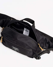 Lade das Bild in den Galerie-Viewer, Cross Body Bag