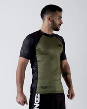 Lade das Bild in den Galerie-Viewer, Rashguard Kingz Krown Kurzarm