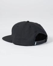 Lade das Bild in den Galerie-Viewer, Crown Patch 5-Panel Strapback Hat - Black
