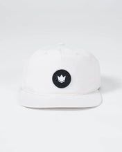 Lade das Bild in den Galerie-Viewer, Crown Patch 5-Panel Strapback Hat - Natural
