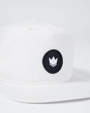 Lade das Bild in den Galerie-Viewer, Crown Patch 5-Panel Strapback Hat - Natural
