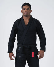 Lade das Bild in den Galerie-Viewer, Kimono BJJ (Gi) Kingz Ultralight 2.0. - Black Out Limited Edition
