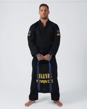Lade das Bild in den Galerie-Viewer, Kimono BJJ (GI) Kingz Legends sterben niemals
