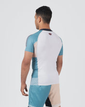 Lade das Bild in den Galerie-Viewer, Rashguard Kingz Flow-Tan
