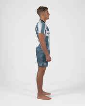 Lade das Bild in den Galerie-Viewer, Vintage Futebol Rashguard
