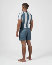 Lade das Bild in den Galerie-Viewer, Vintage Futebol Rashguard
