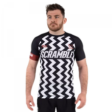 Load image into Gallery viewer, Scramble Ranked Rashguard V5- Black
