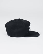 Lade das Bild in den Galerie-Viewer, Slice Snapbback- Black
