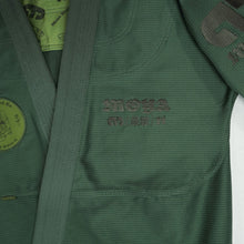 Lade das Bild in den Galerie-Viewer, Kimono BJJ (Gi) Moya Brand Vintro 24- Army Green
