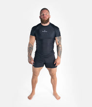 Lade das Bild in den Galerie-Viewer, Progress Academy Rashguard- Schwarz
