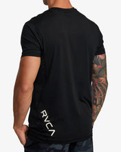 Load image into Gallery viewer, VA Sport Vent - Short manga top for men -black
