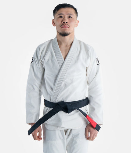 Kimono BJJ (GI) Fortschritt der Akademie-Weiß-Weiß-Gürtel inklusive