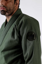 Load image into Gallery viewer, Kimono Kingz Classic 3.0- Verde Militar - StockBJJ
