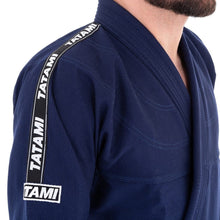 Lade das Bild in den Galerie-Viewer, Tatami Dweller Gi - Azul Marino - StockBJJ
