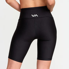 Lade das Bild in den Galerie-Viewer, VA DI II - Shorts para mujer - StockBJJ
