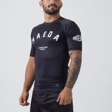 Load image into Gallery viewer, Maeda Tori s/s rashguard
