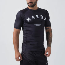 Load image into Gallery viewer, Maeda Tori s/s rashguard

