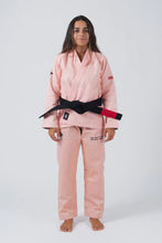 Lade das Bild in den Galerie-Viewer, Kimono BJJ (GI) Maeda Red Label 3.0 Pfirsich für Frauen - Weißer Gürtel enthalten
