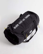 Lade das Bild in den Galerie-Viewer, Kingz Crown Duffle Bag
