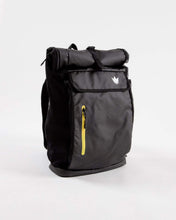 Lade das Bild in den Galerie-Viewer, Kingz Roll Top Training Rucksack
