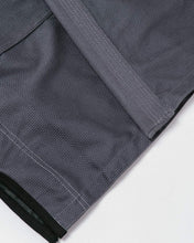 Load image into Gallery viewer, Kimono BJJ (Gi) Kingz Relentless - Gris
