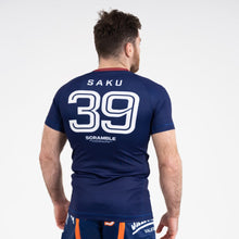 Lade das Bild in den Galerie-Viewer, Scrible Saku Soccer Rashguard

