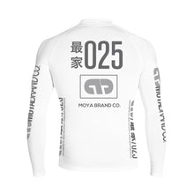 Load image into Gallery viewer, Rashguard Team Moya Manga Larga - Blanco
