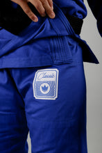 Load image into Gallery viewer, Kimono BJJ (GI) Kingz Classic 3.0 Women´s- Blue with white belt included
