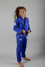 Load image into Gallery viewer, Kimono BJJ (GI) Kingz Classic 3.0 Women´s- Blue with white belt included
